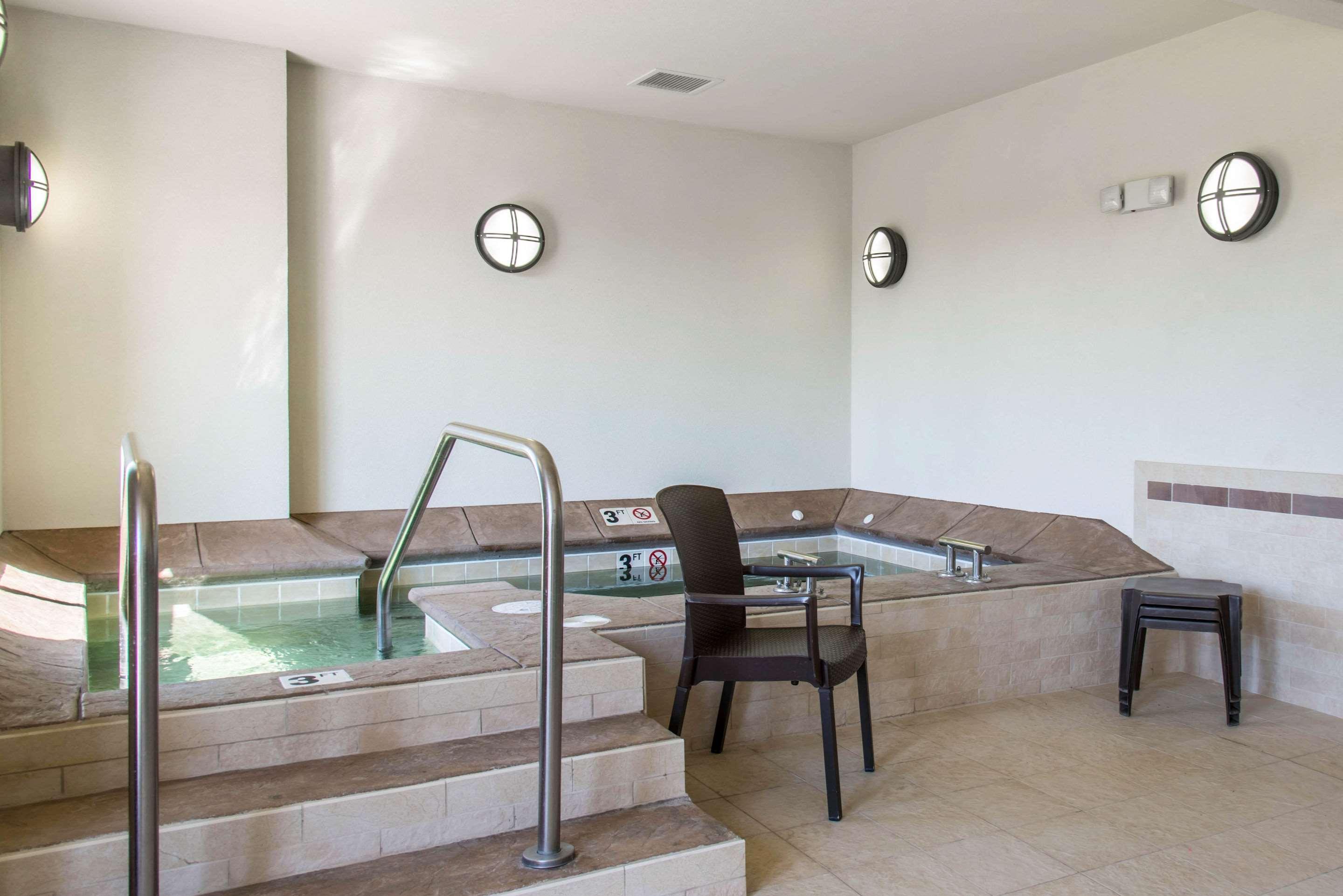 Sleep Inn & Suites Marshall - University Area Ngoại thất bức ảnh