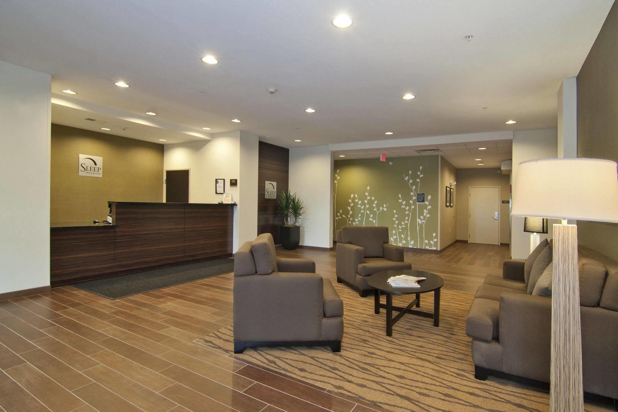 Sleep Inn & Suites Marshall - University Area Ngoại thất bức ảnh