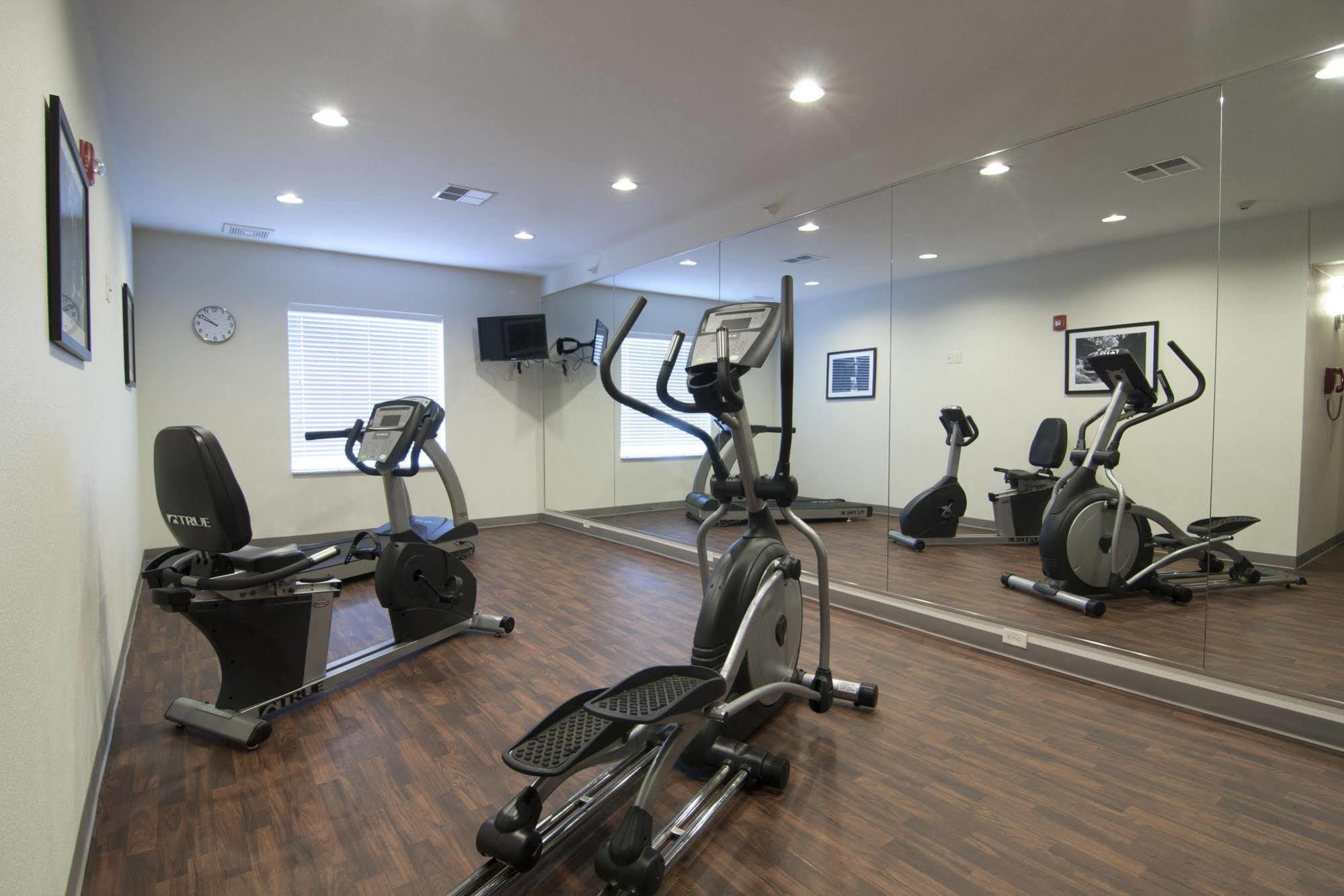 Sleep Inn & Suites Marshall - University Area Ngoại thất bức ảnh